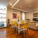 Apartment Familiaris